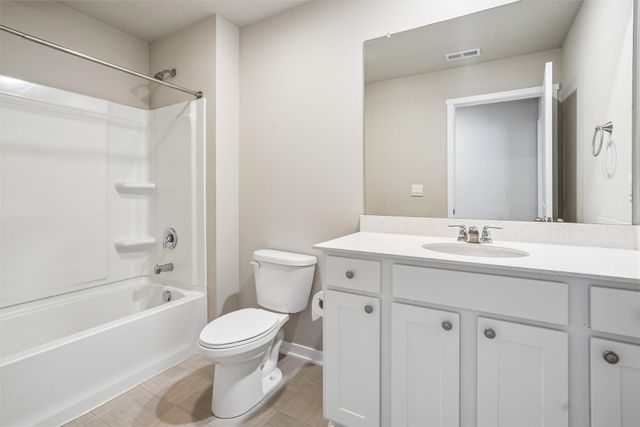 1175 Spruce Street, Waukee, IA 50263