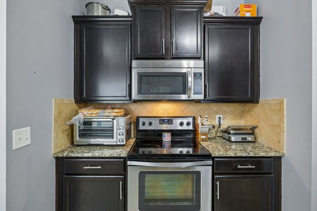 3027 Bienville Dr, Smyrna, TN 37167