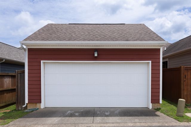 3027 Bienville Dr, Smyrna, TN 37167