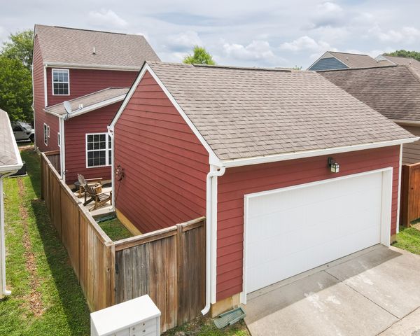 3027 Bienville Dr, Smyrna, TN 37167