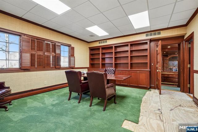 37 Park Avenue, Lyndhurst, NJ 07071