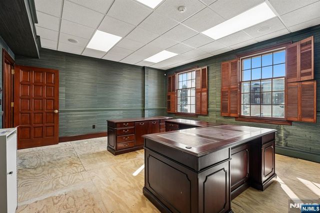 37 Park Avenue, Lyndhurst, NJ 07071