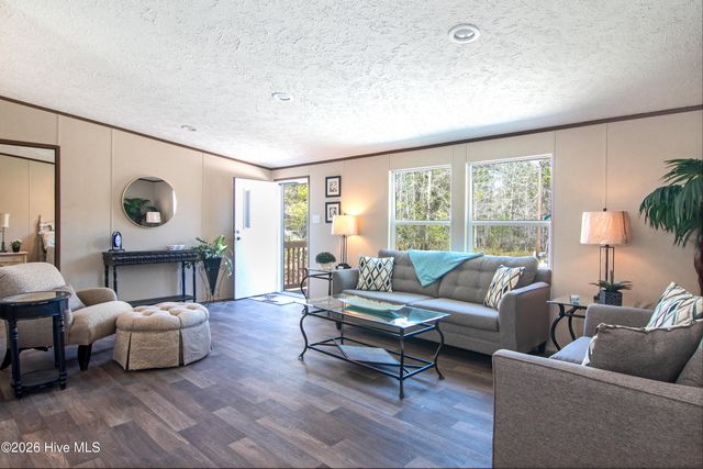 1451 Mockingbird Place SW, Shallotte, NC 28470