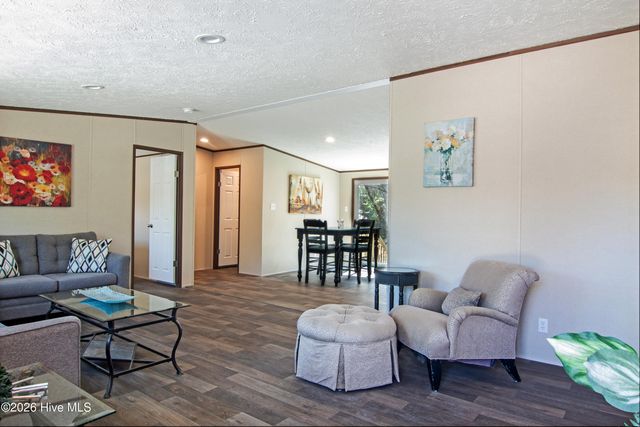 1451 Mockingbird Place SW, Shallotte, NC 28470