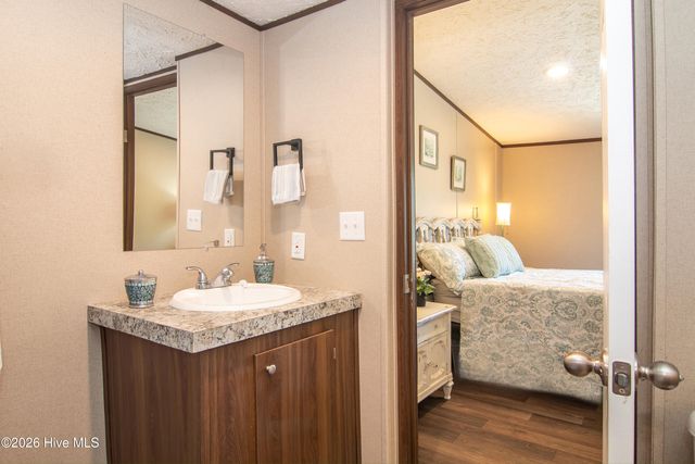 1451 Mockingbird Place SW, Shallotte, NC 28470