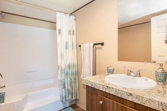 1451 Mockingbird Place SW, Shallotte, NC 28470