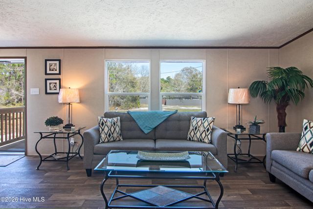 1451 Mockingbird Place SW, Shallotte, NC 28470