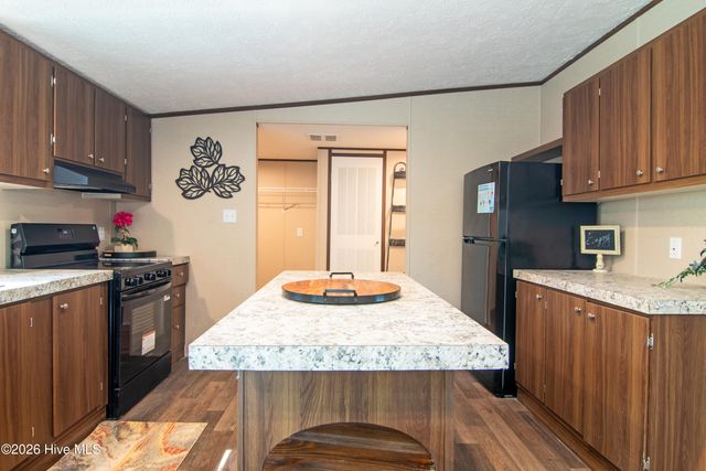 1451 Mockingbird Place SW, Shallotte, NC 28470