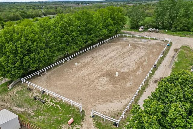 20622 NE 172nd Street, Holt, MO 64048