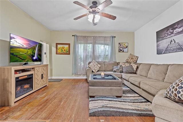 20622 NE 172nd Street, Holt, MO 64048