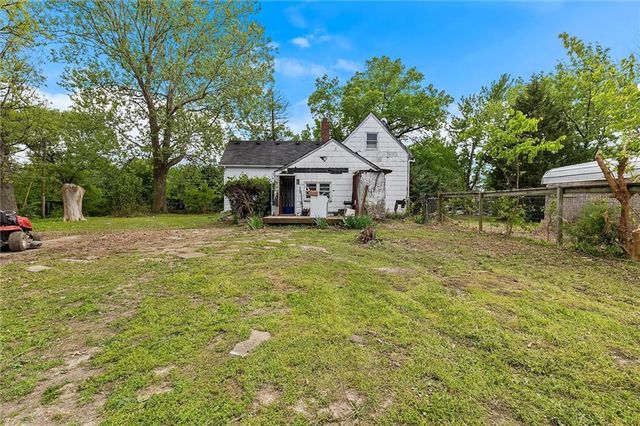 20622 NE 172nd Street, Holt, MO 64048
