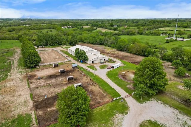 20622 NE 172nd Street, Holt, MO 64048