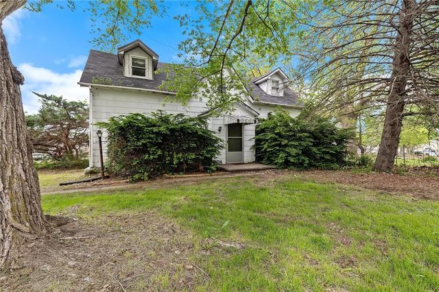 20622 NE 172nd Street, Holt, MO 64048