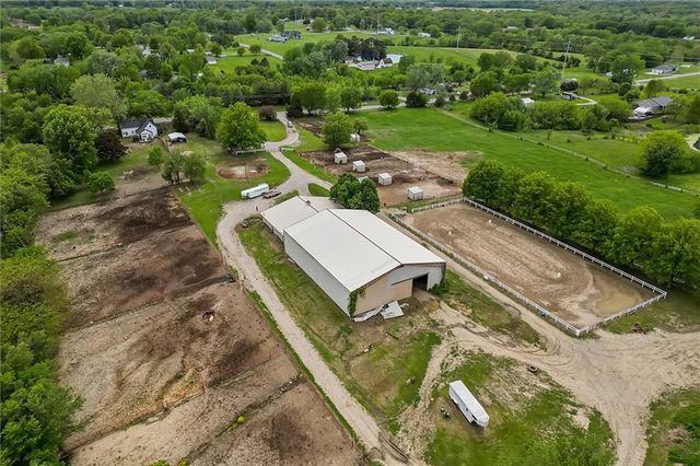 20622 NE 172nd Street, Holt, MO 64048