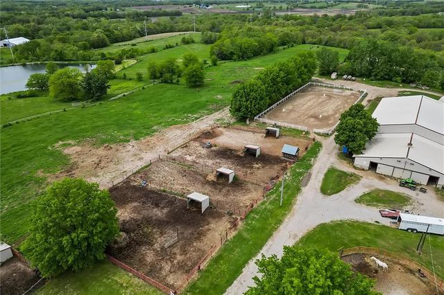 20622 NE 172nd Street, Holt, MO 64048