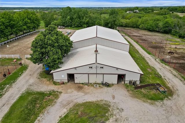 20622 NE 172nd Street, Holt, MO 64048