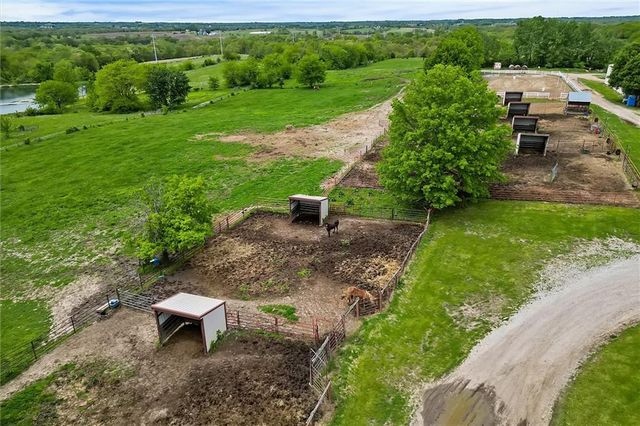 20622 NE 172nd Street, Holt, MO 64048