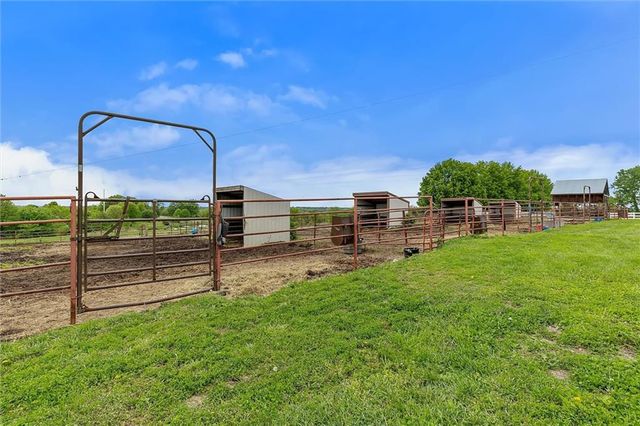 20622 NE 172nd Street, Holt, MO 64048