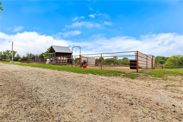 20622 NE 172nd Street, Holt, MO 64048