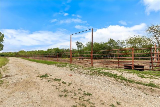 20622 NE 172nd Street, Holt, MO 64048
