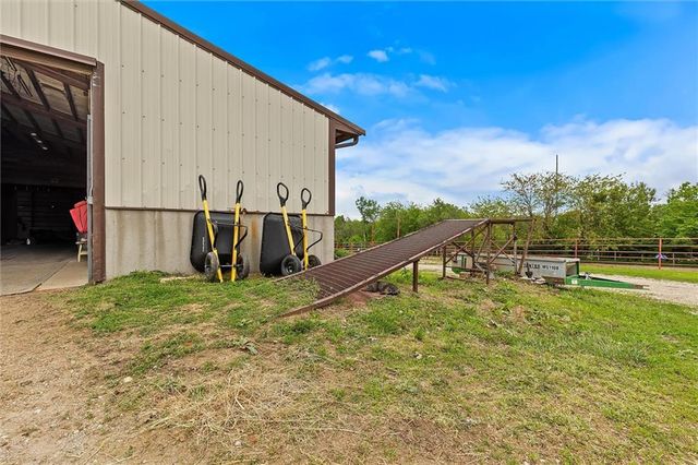 20622 NE 172nd Street, Holt, MO 64048