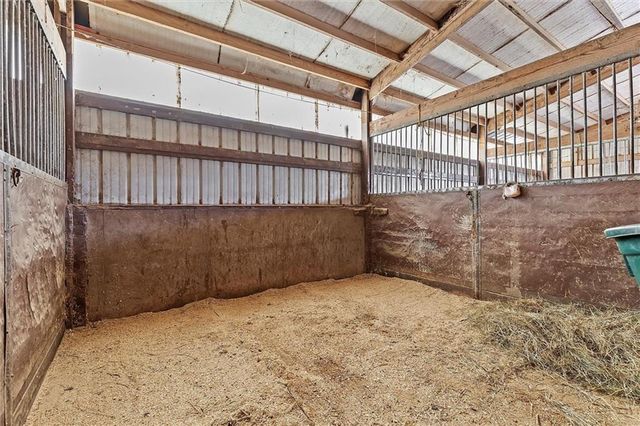 20622 NE 172nd Street, Holt, MO 64048