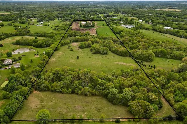 20622 NE 172nd Street, Holt, MO 64048