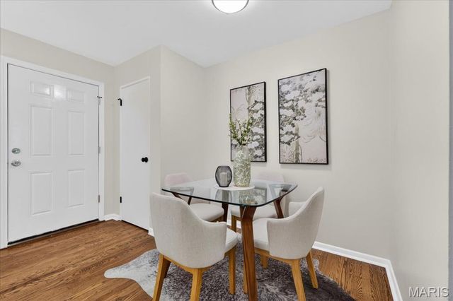 1621 Mowbry Lane, St Louis, MO 63136