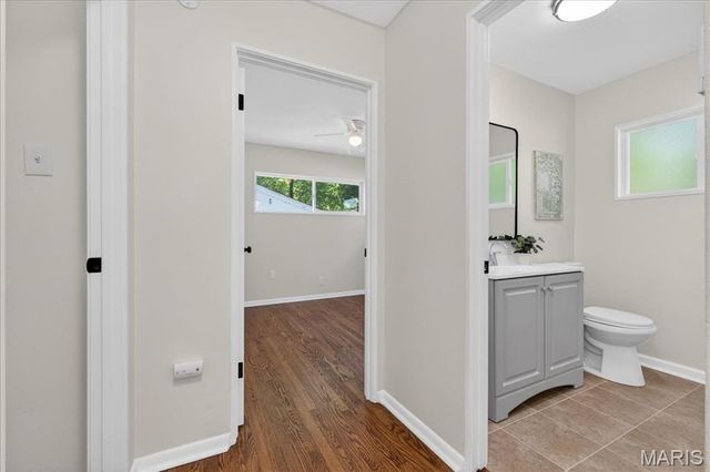1621 Mowbry Lane, St Louis, MO 63136