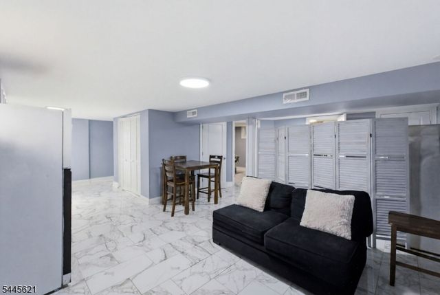 260 Edgewood Ter, South Bound Brook Boro, NJ 08880