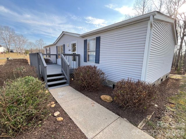 133 Harmony Drive, Nebo, NC 28761