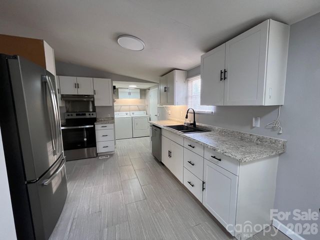 133 Harmony Drive, Nebo, NC 28761