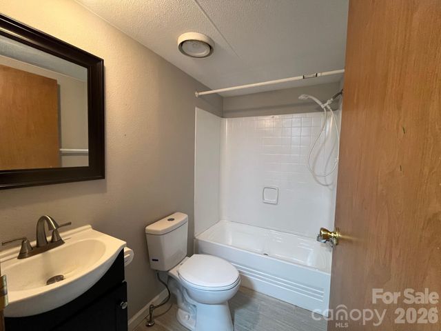 133 Harmony Drive, Nebo, NC 28761