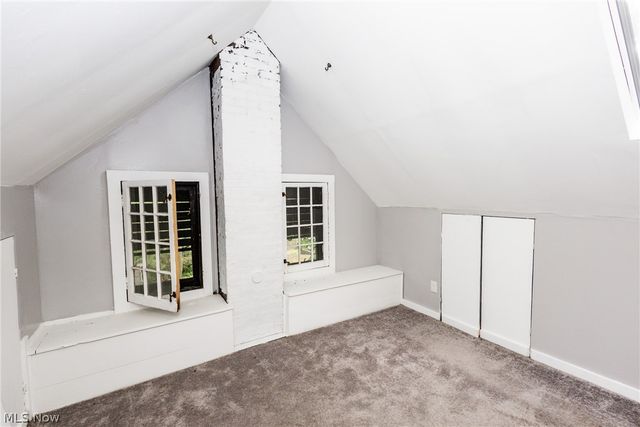 858 Roanoke Road, Cleveland Heights, OH 44121