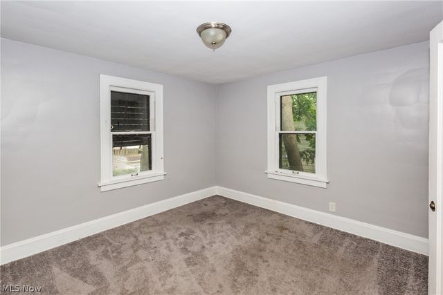 858 Roanoke Road, Cleveland Heights, OH 44121