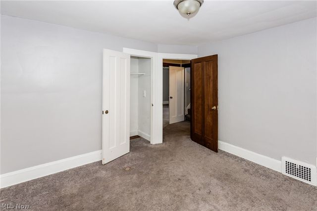 858 Roanoke Road, Cleveland Heights, OH 44121