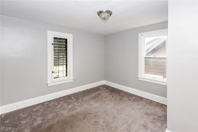 858 Roanoke Road, Cleveland Heights, OH 44121