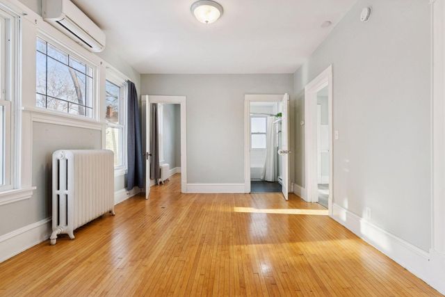 2805 28th Avenue S, Minneapolis, MN 55406