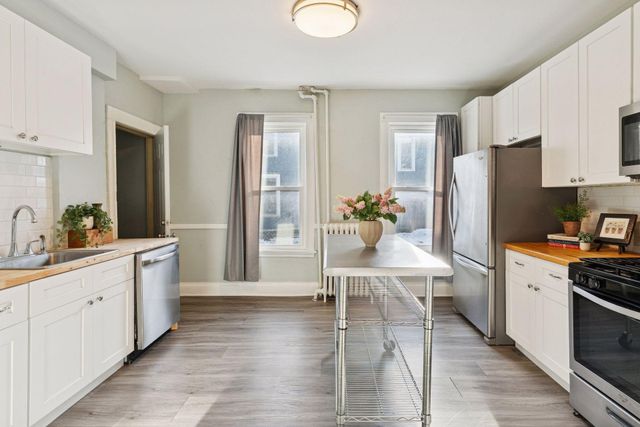 2805 28th Avenue S, Minneapolis, MN 55406