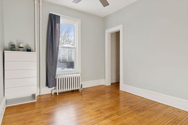 2805 28th Avenue S, Minneapolis, MN 55406