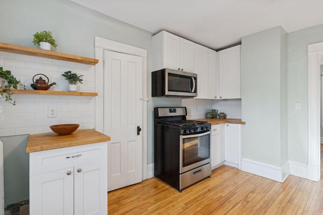 2805 28th Avenue S, Minneapolis, MN 55406