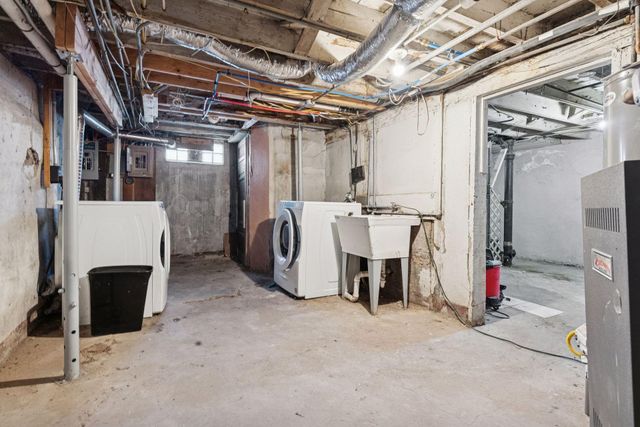 2805 28th Avenue S, Minneapolis, MN 55406