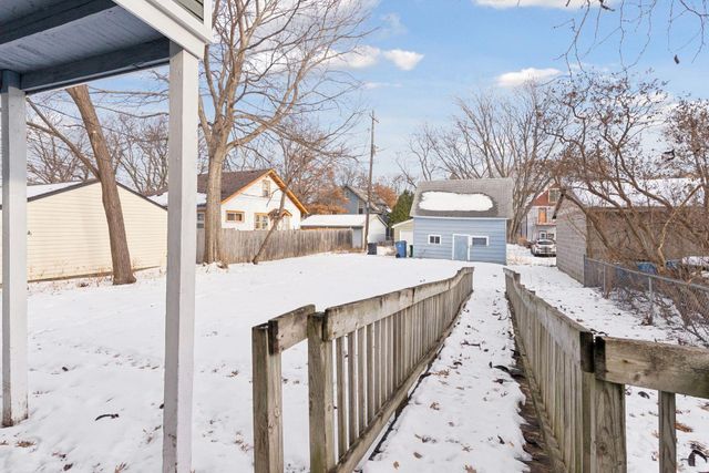 2805 28th Avenue S, Minneapolis, MN 55406