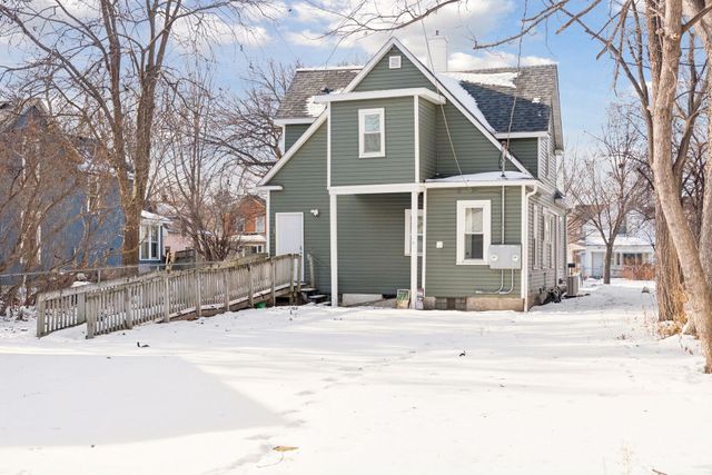 2805 28th Avenue S, Minneapolis, MN 55406