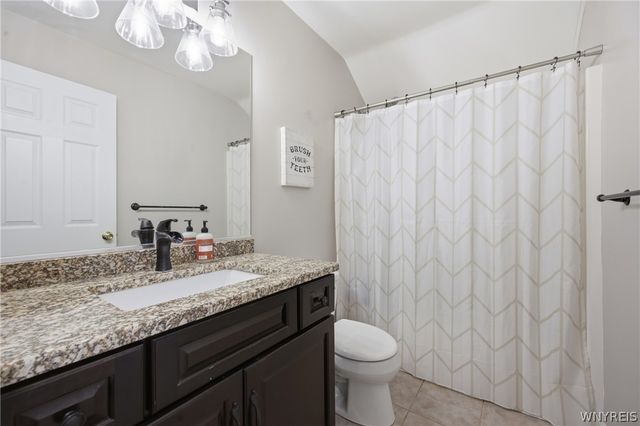 60 Elmleaf Drive, Cheektowaga, NY 14227