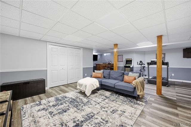 60 Elmleaf Drive, Cheektowaga, NY 14227