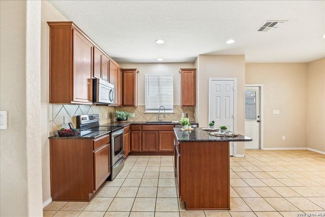 24207 Bitter Crimson, San Antonio, TX 78261