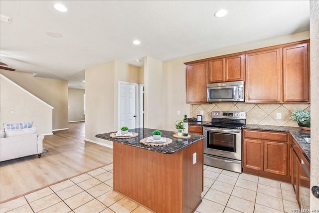 24207 Bitter Crimson, San Antonio, TX 78261