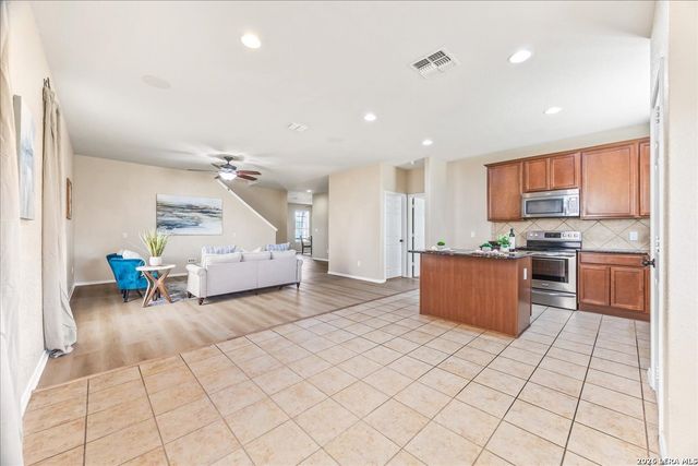 24207 Bitter Crimson, San Antonio, TX 78261