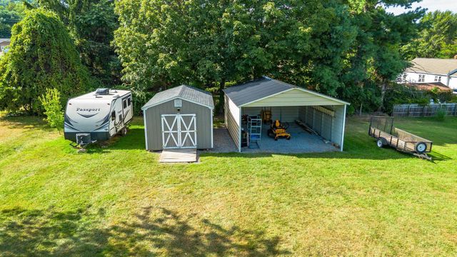 2926 LEE JACKSON HWY, Staunton, VA 24401